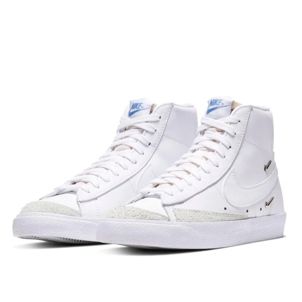 Nike blazer mid ‘77 with metallic swoosh
